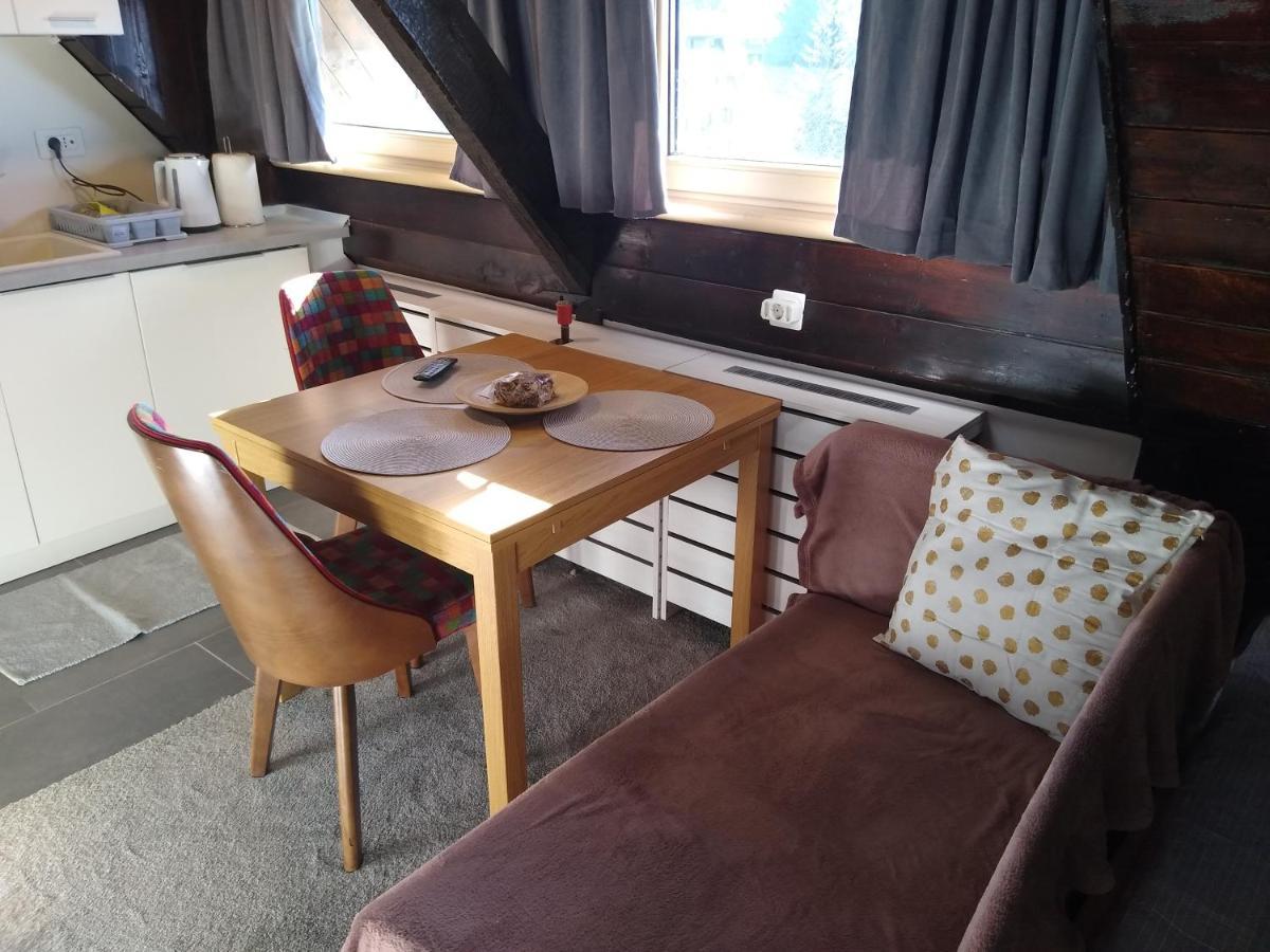 Megi Apartman - Konaci Maglic كوباونيك المظهر الخارجي الصورة