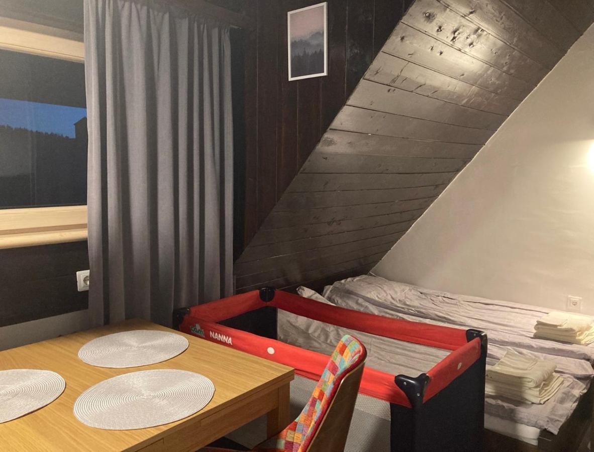 Megi Apartman - Konaci Maglic كوباونيك المظهر الخارجي الصورة
